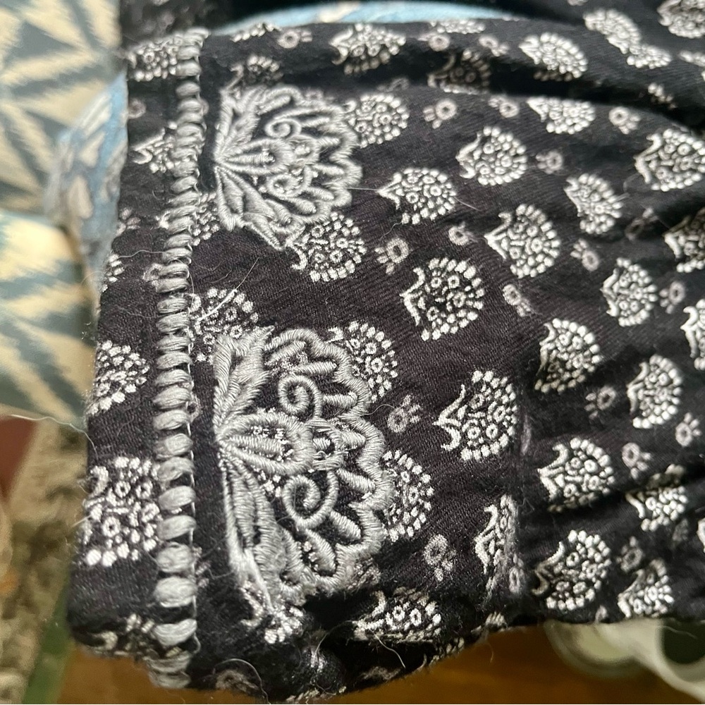 Rock Flower Paper Black/gray long sleeve tunic - Picture 4 of 10